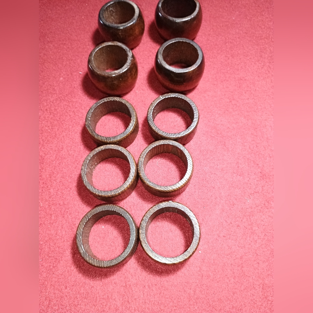 Mismatched Lot Of 10 Wooden Napkin Rings Set of 6 & Set Of 4
